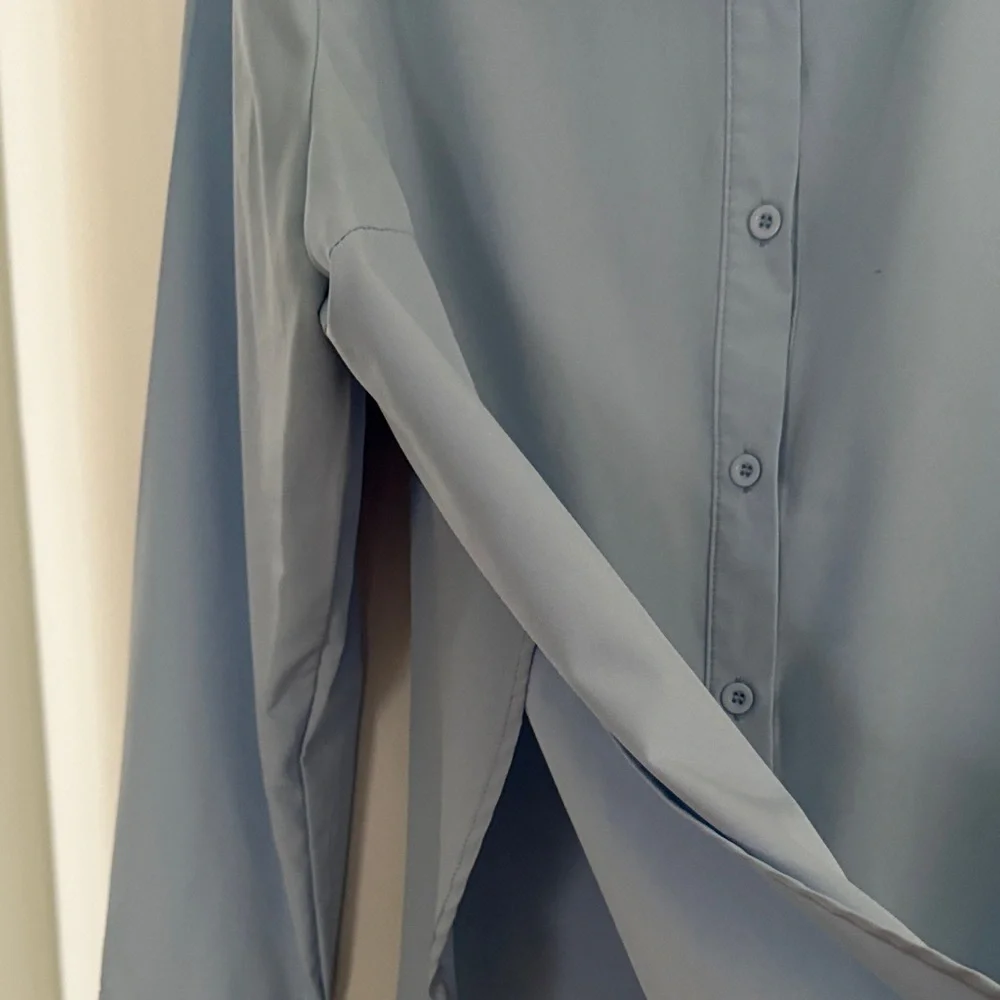 Bundle of 3 Button-Down long blouse, light powder blue black and red size XXL - Picture 3 of 5